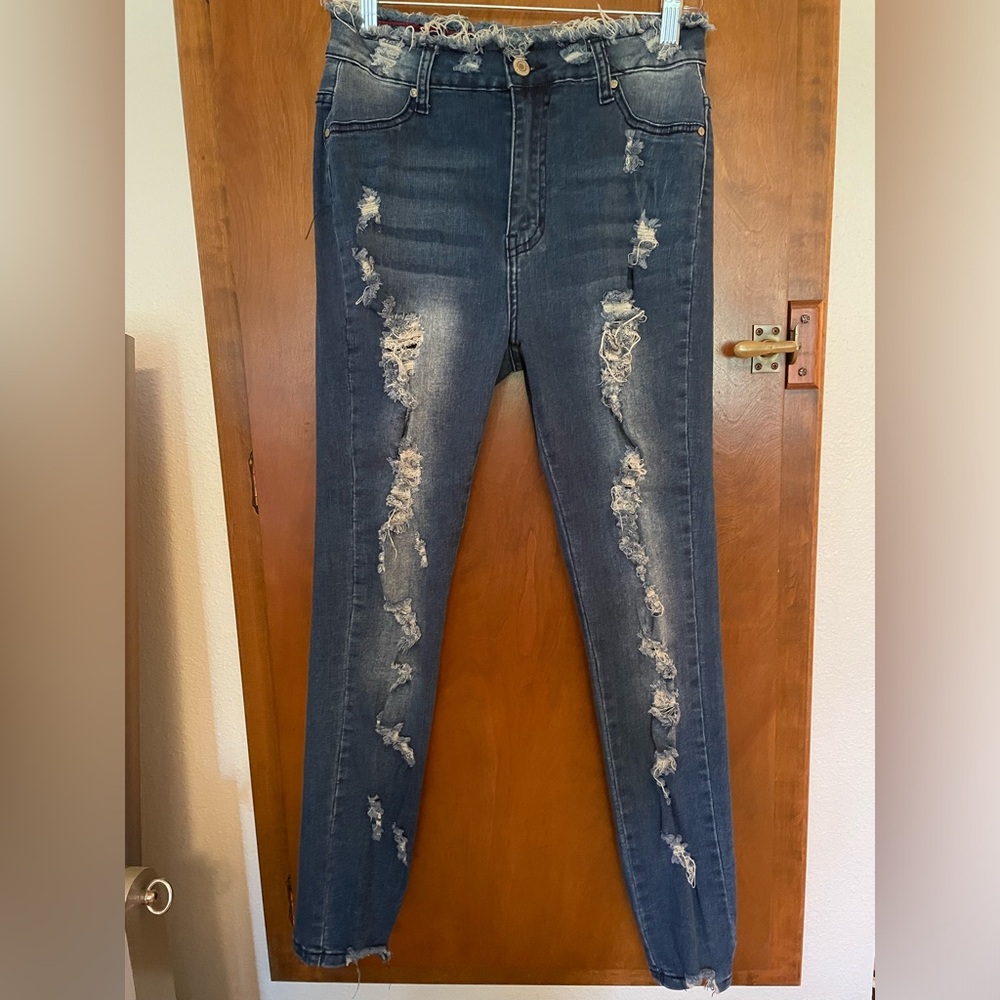 Roma Studio Distressed Skinny Jeans